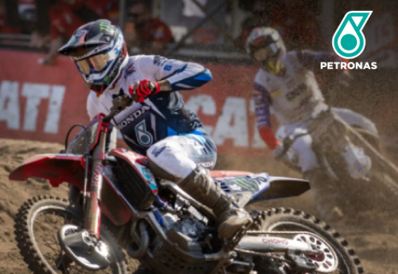 Абсолютный триумф в Ломмеле: Херлингс увеличивает отрыв в чемпионате MXGP до 104 очков